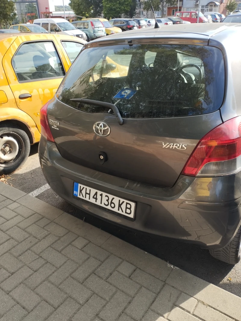 Toyota Yaris, снимка 3 - Автомобили и джипове - 47020723