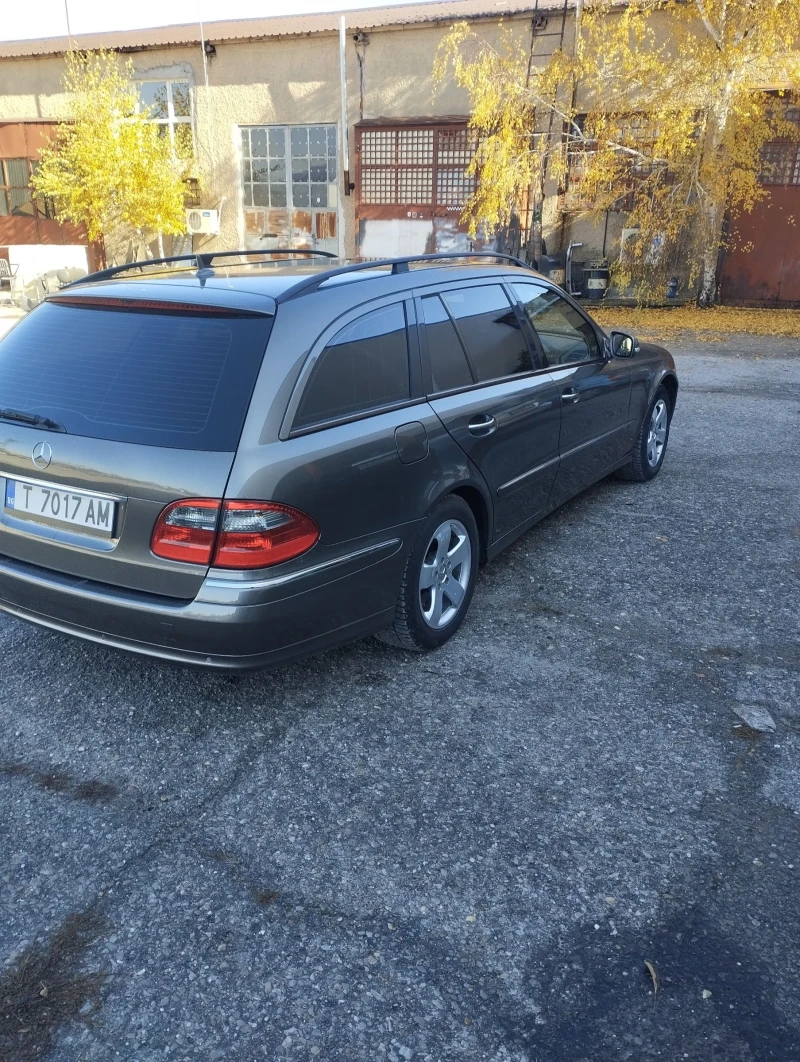 Mercedes-Benz E 320, снимка 14 - Автомобили и джипове - 48011379