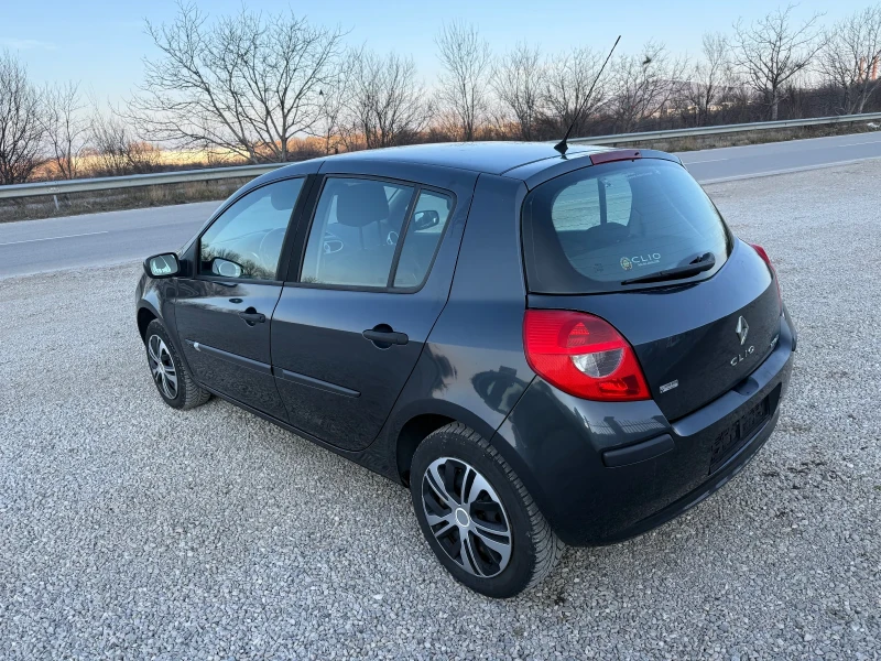 Renault Clio 1.5 DCI 68 к.с., снимка 9 - Автомобили и джипове - 49025494