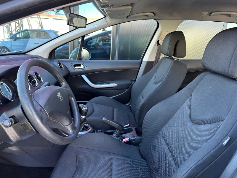 Peugeot 308  1.6HDI, 109к.с, SW, Регистриран, Обслужен, 2к-тГУ, снимка 8 - Автомобили и джипове - 49164646