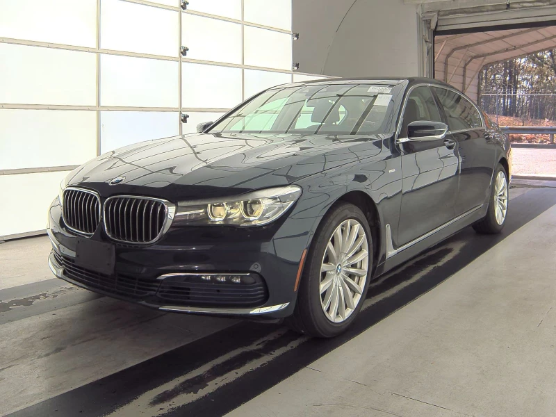 BMW 740 XDRIVE* ДИГИТАЛНО* ТАБЛО* ХЕДЪП* ОБДУХВАНЕ* МАСАЖ*, снимка 1 - Автомобили и джипове - 49549839