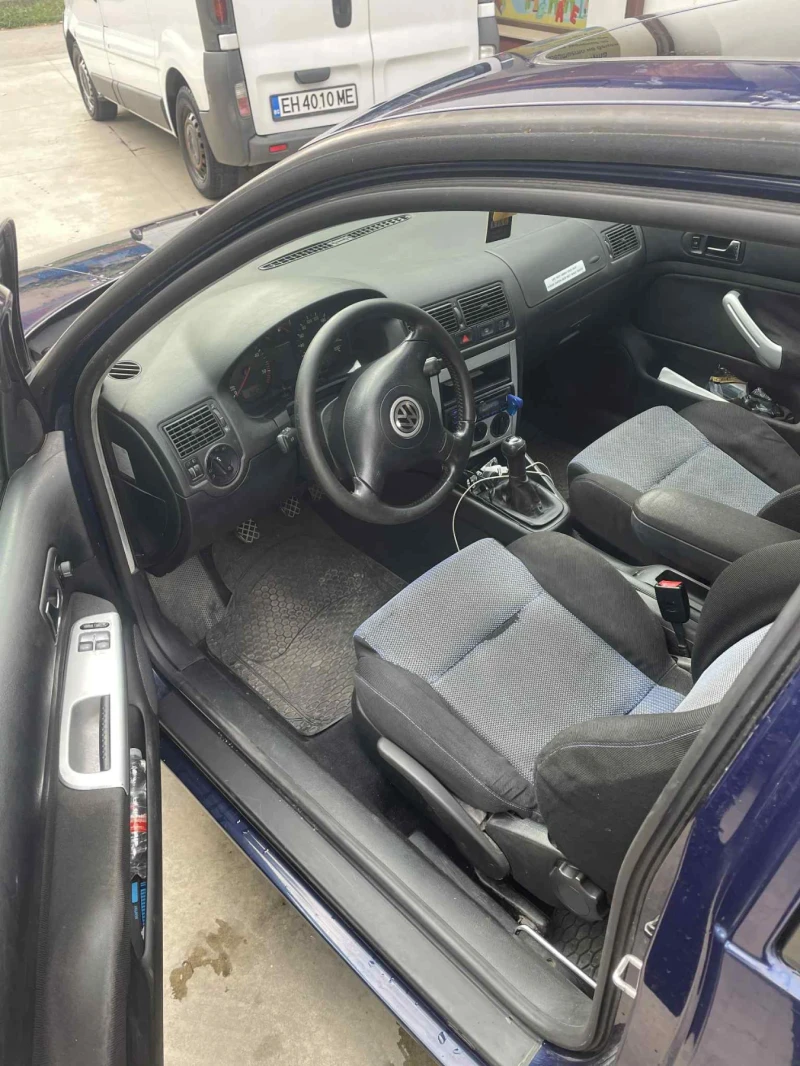 VW Golf 1.9 90, снимка 9 - Автомобили и джипове - 52434890