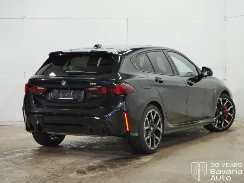 BMW 120 i M Sport Paket Steptronic, снимка 3 - Автомобили и джипове - 52727906