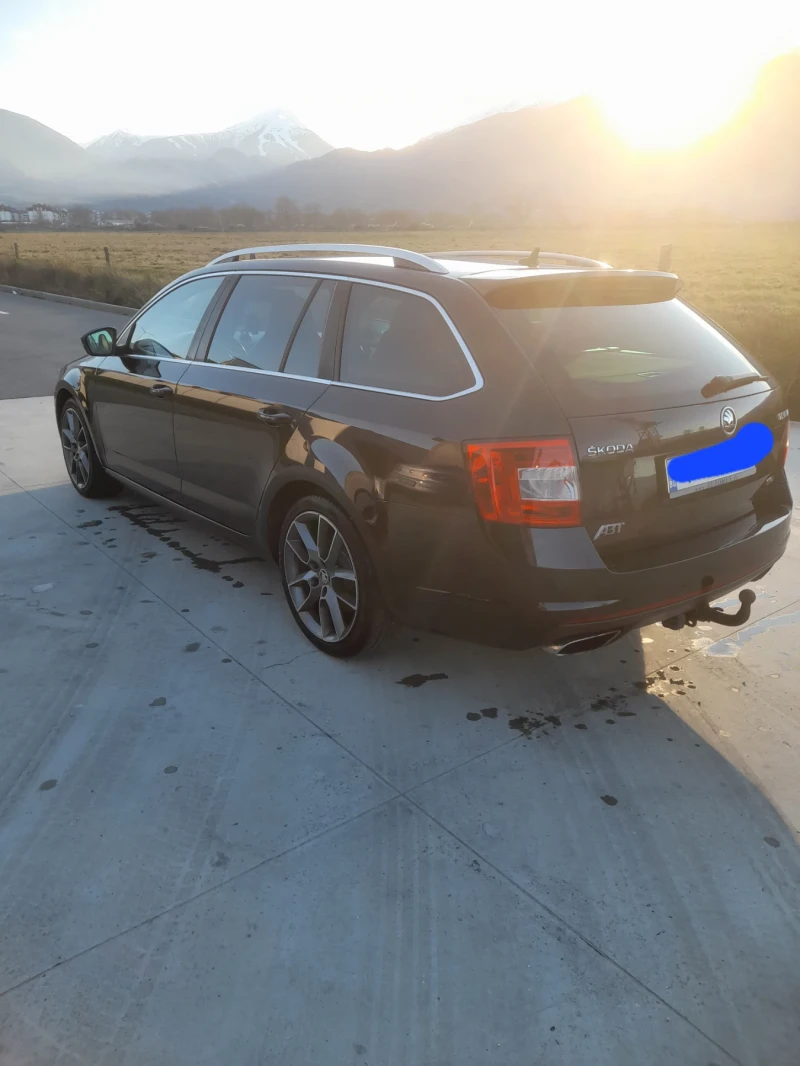Skoda Octavia 2.0TDI VRS, снимка 6 - Автомобили и джипове - 52740131