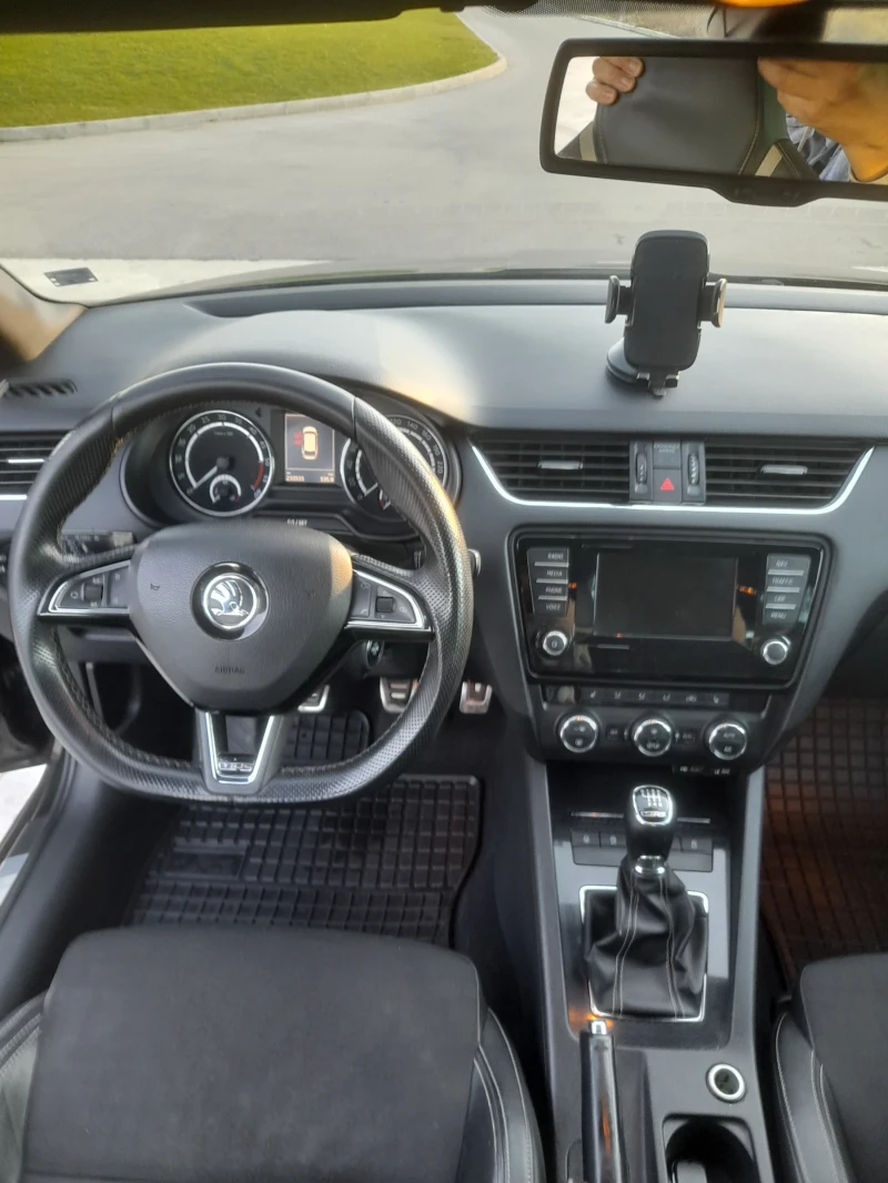 Skoda Octavia 2.0TDI VRS, снимка 13 - Автомобили и джипове - 52740131