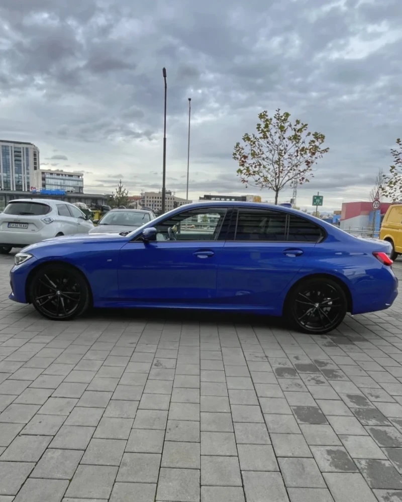 BMW 320 320XDrive , снимка 2 - Автомобили и джипове - 53359760