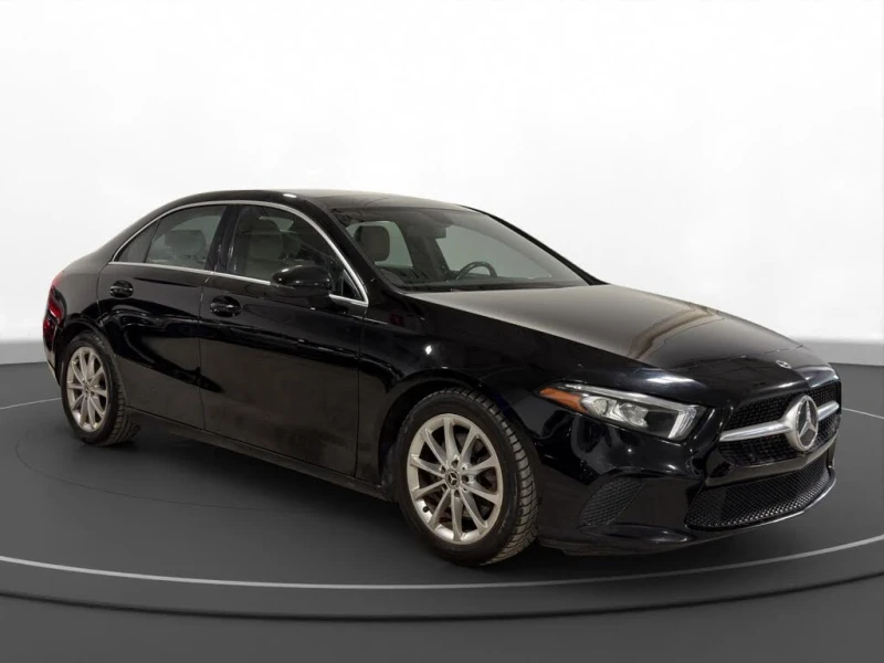 Mercedes-Benz A 220 4 MATIC * АвтоКредит(ЦЕНА ДО БГ), снимка 2 - Автомобили и джипове - 53576611