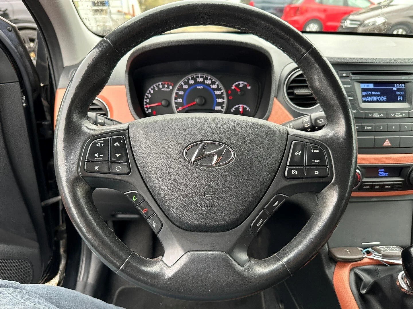 Hyundai I10 1.2 - изображение 7