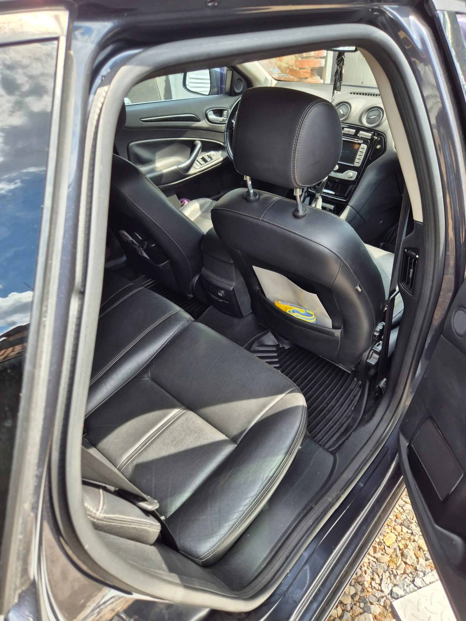 Ford Mondeo 2.0 tdci - изображение 10