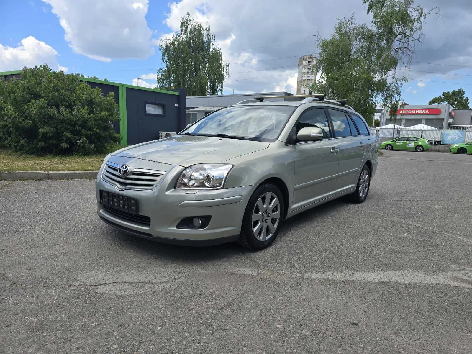 Toyota Avensis 1.8 Sol Facelift - изображение 2