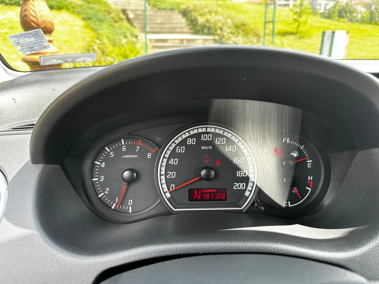 Suzuki Swift  - изображение 9