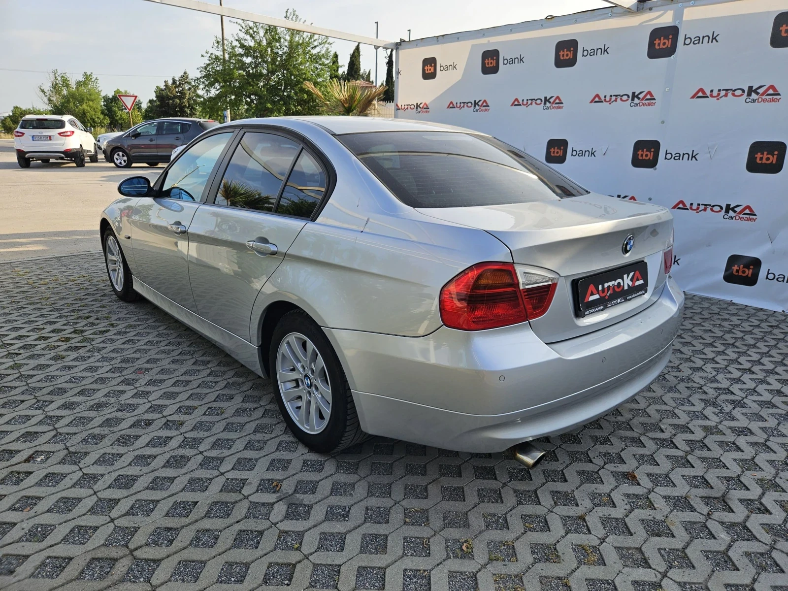 BMW 320 2.0D-163кс= 6СКОРОСТИ= КЛИМАТРОНИК= ПАРКТРОНИК - изображение 5