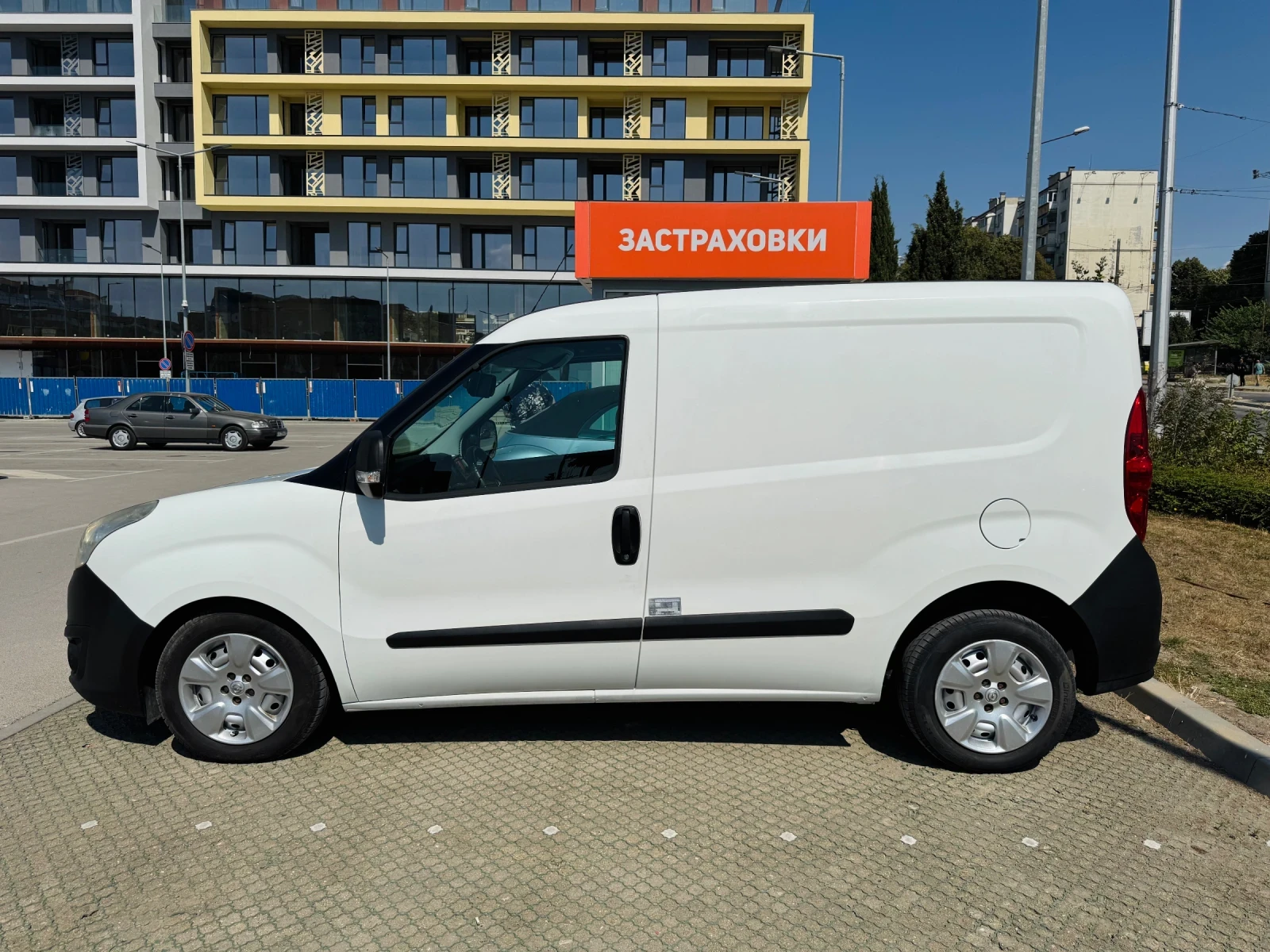 Opel Combo 1.3 90 к.с. ПЕРФЕКТЕН, КЛИМАТИК, КАМЕРА - изображение 3