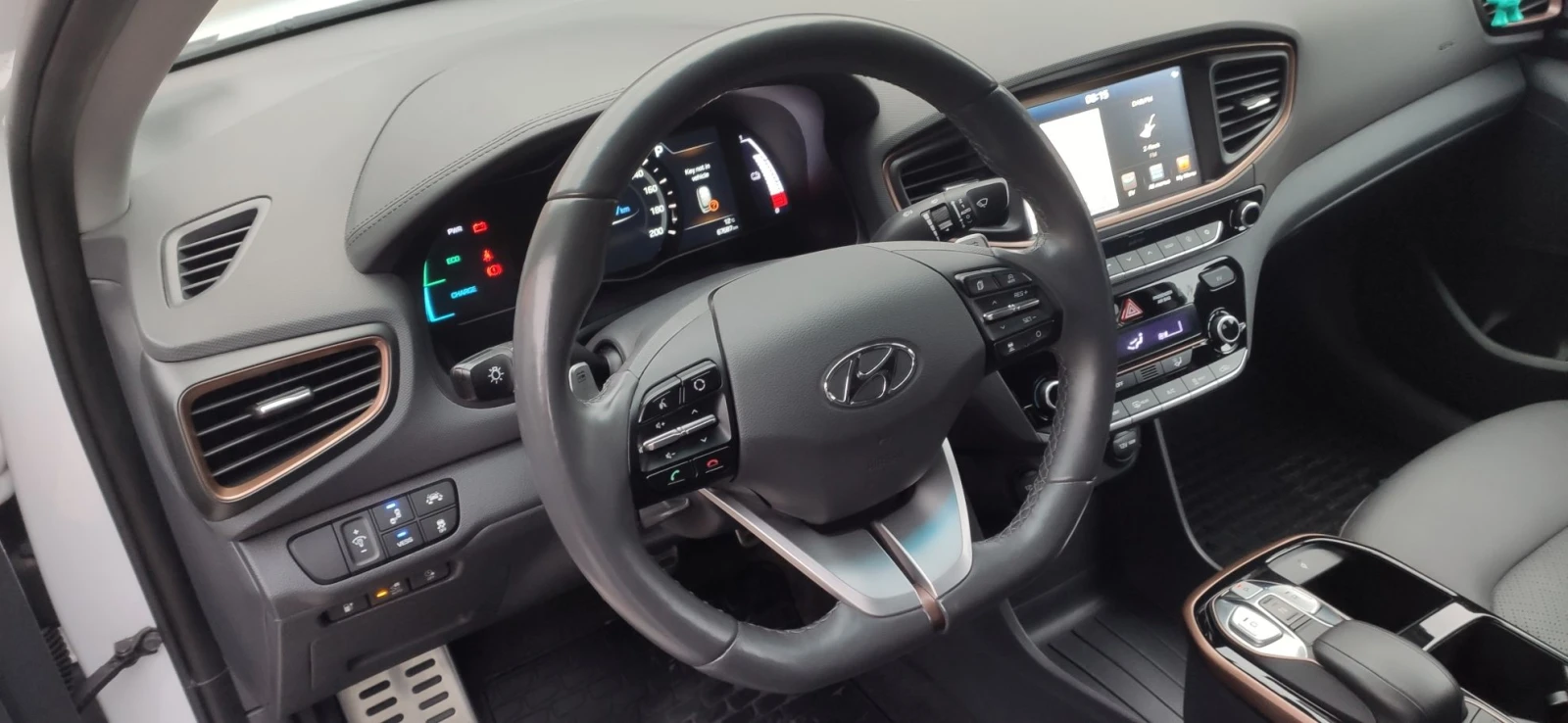 Hyundai Ioniq Premium 28kW - изображение 7