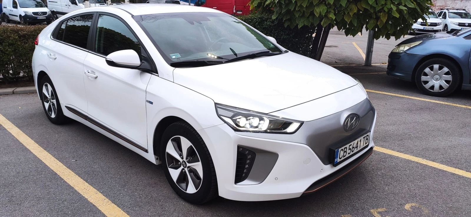 Hyundai Ioniq Premium 28kW - изображение 2