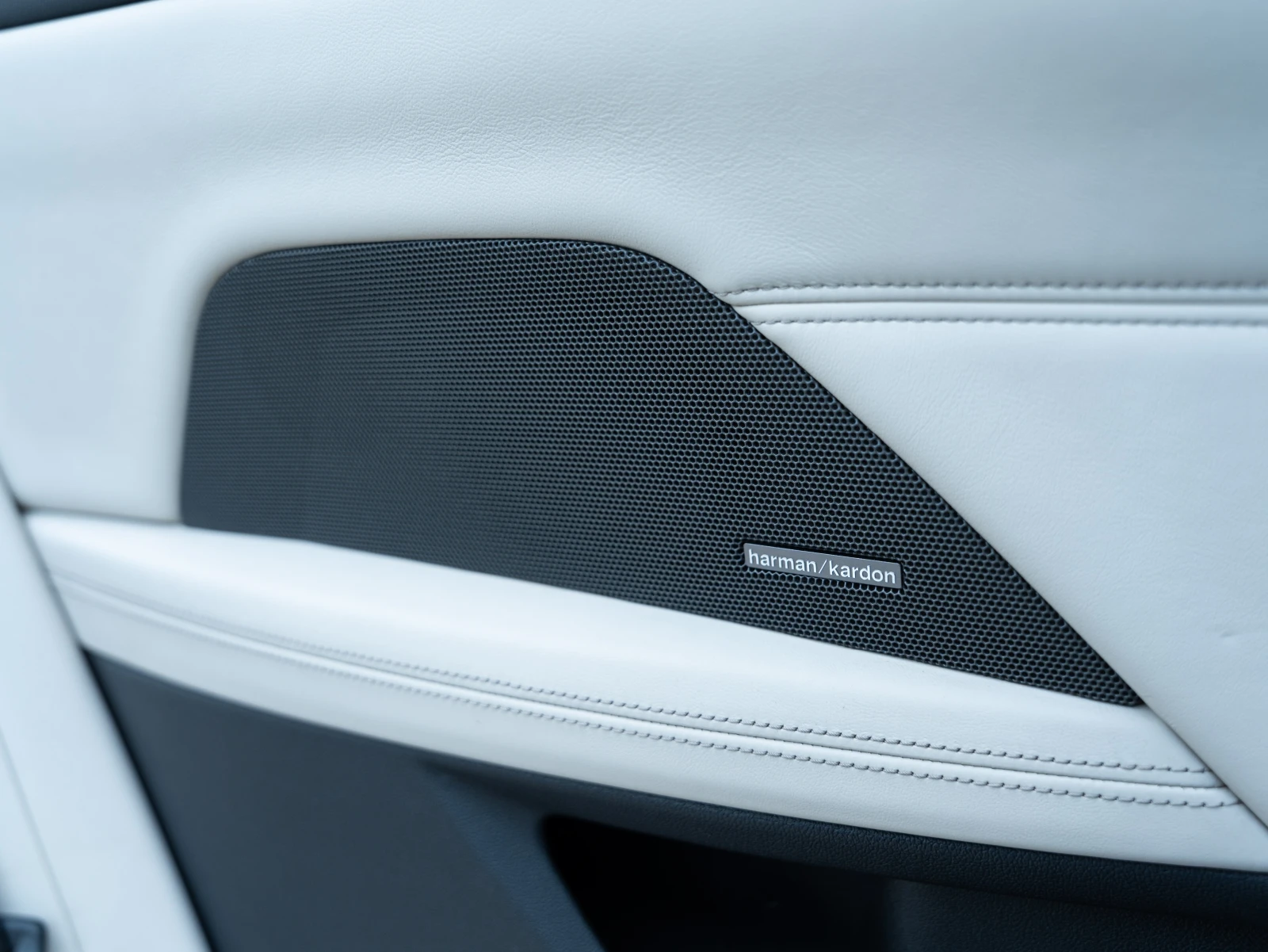 BMW M4 Cabrio Competition xDrive | Mobile.bg   15