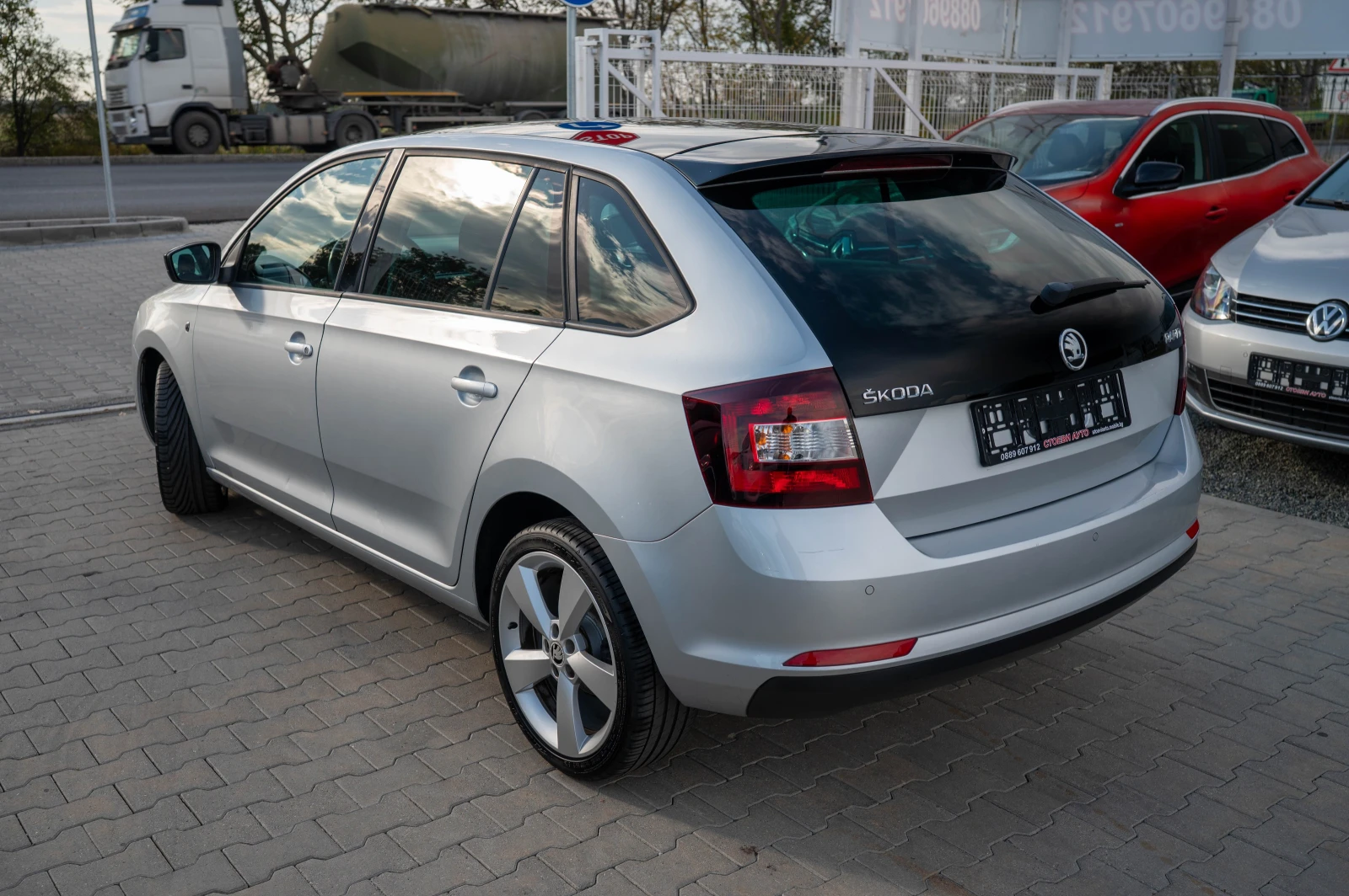 Skoda Rapid Бензин* панорама* ЕВРО5 - изображение 6