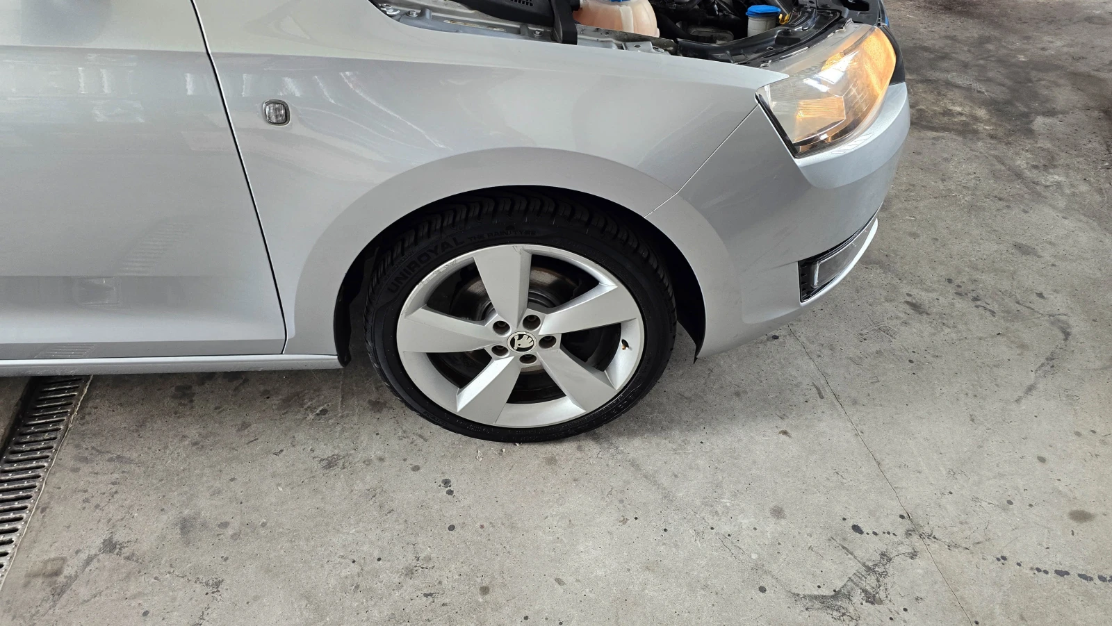 Skoda Rapid * * 5 | Mobile.bg   16