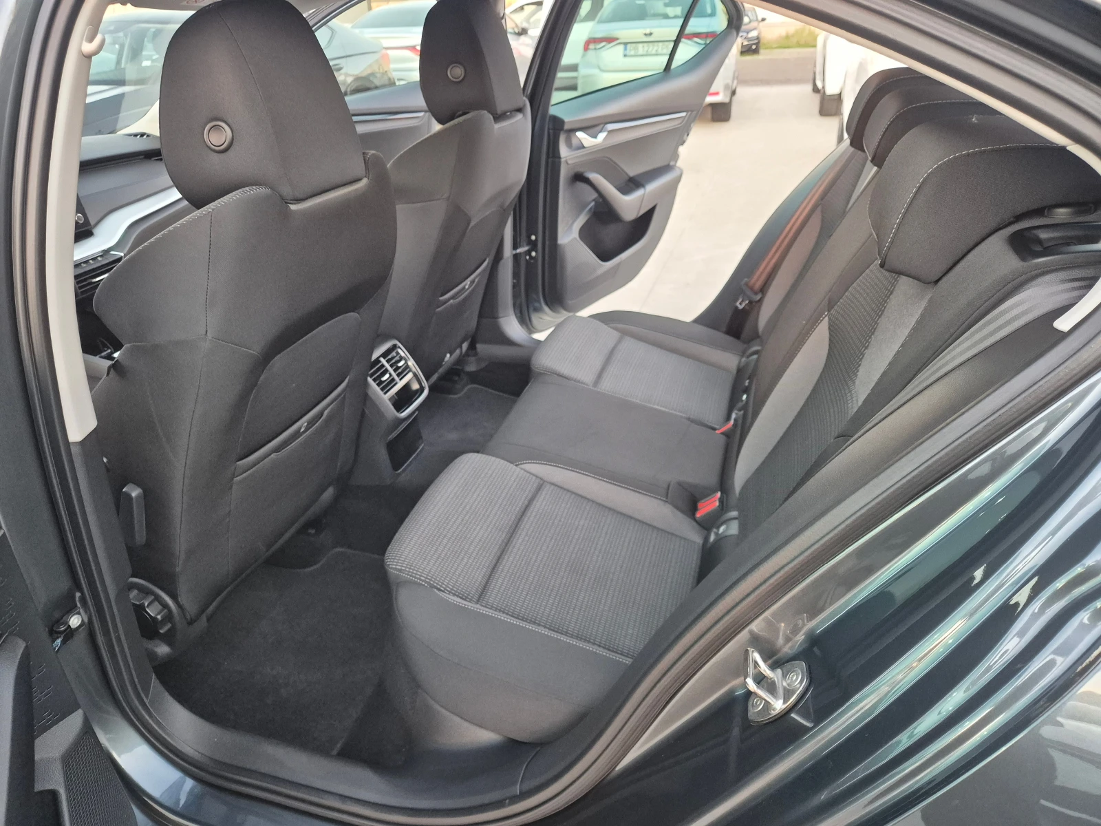 Skoda Octavia �-��������-2.0-A/T-150�� | Mobile.bg � ����������� 12