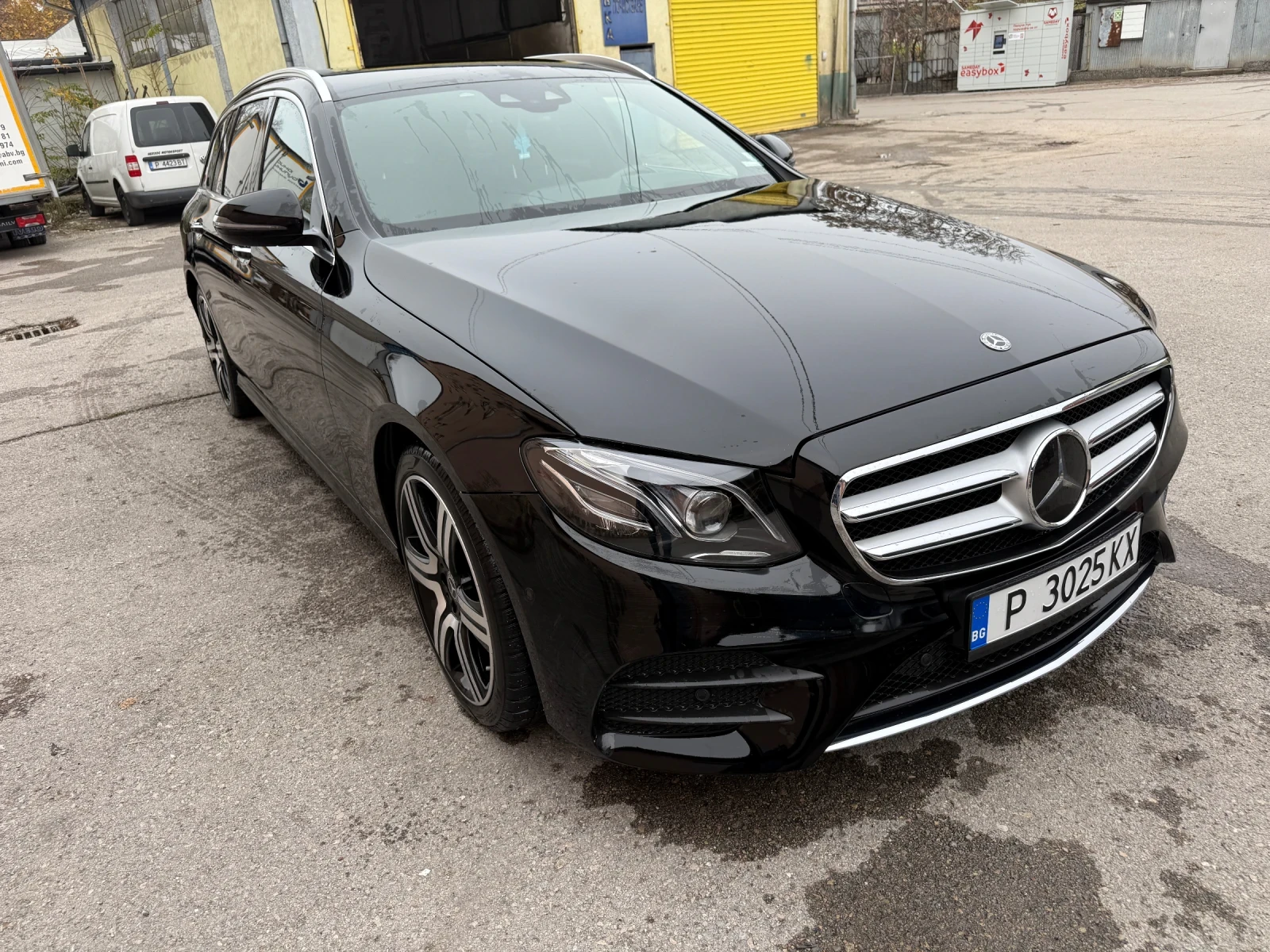 Mercedes-Benz E 220 AMG line - изображение 10