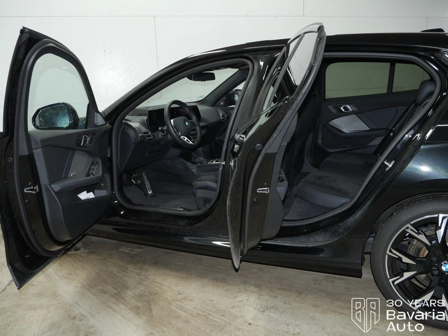 BMW 120 i M Sport Paket Steptronic - изображение 5