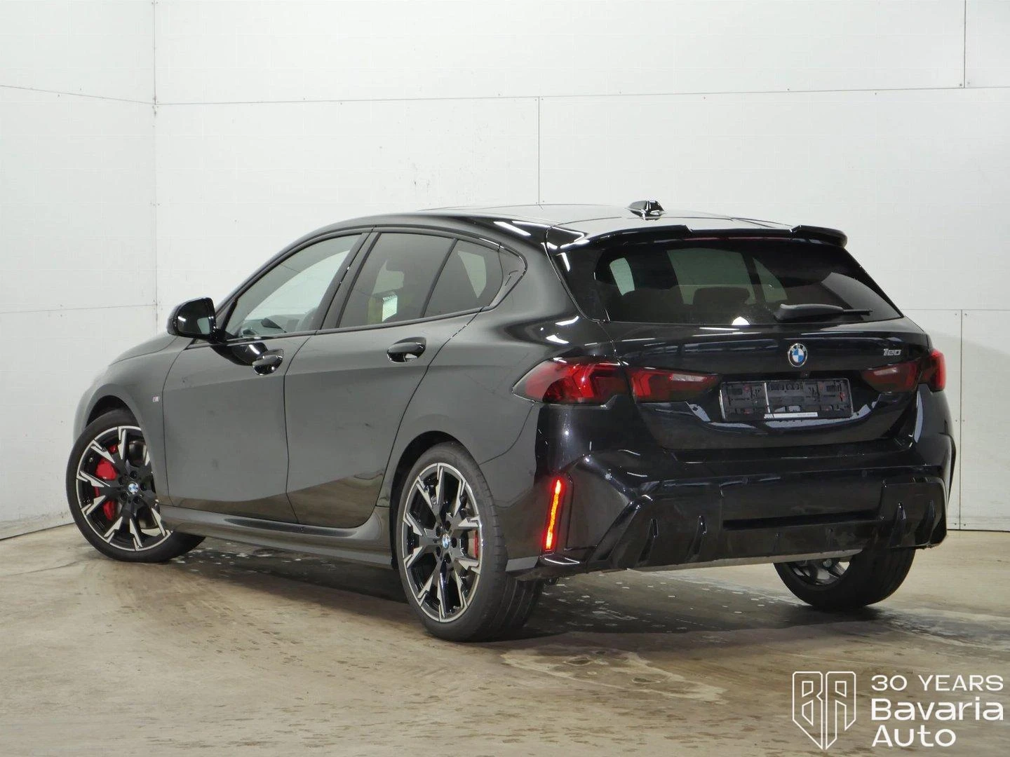 BMW 120 i M Sport Paket Steptronic - изображение 2