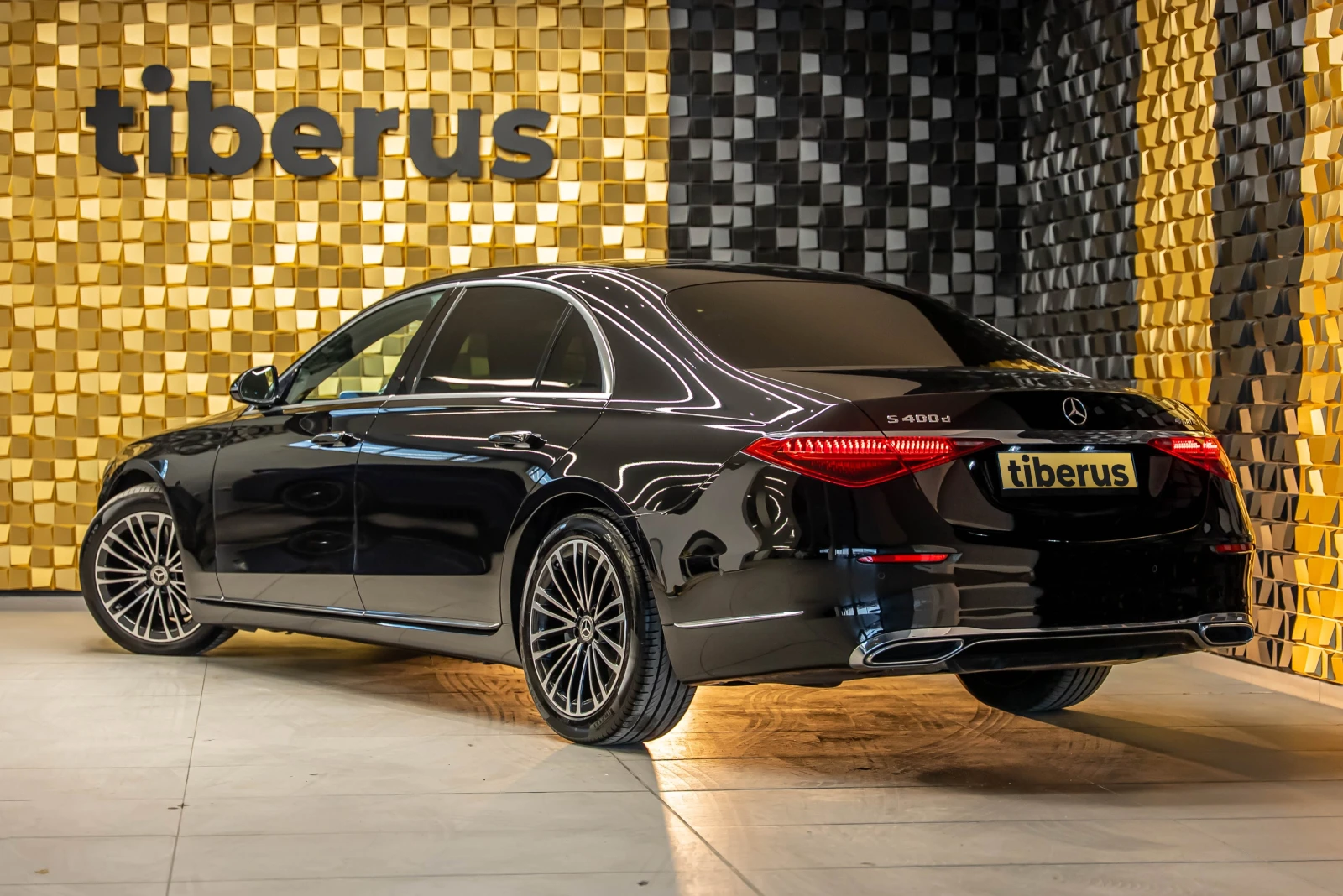 Mercedes-Benz S 400 LONG 4MATIC - изображение 2