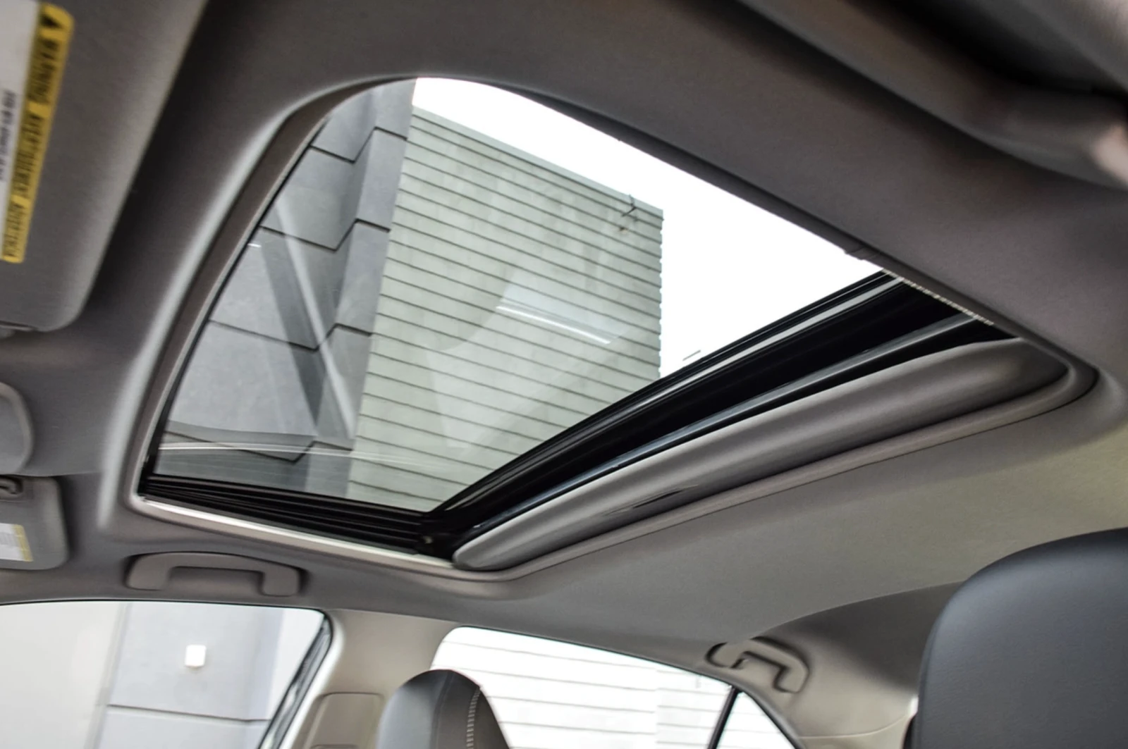 Toyota Camry 2022 Toyota Camry Hybrid XSE | Mobile.bg � ����������� 11