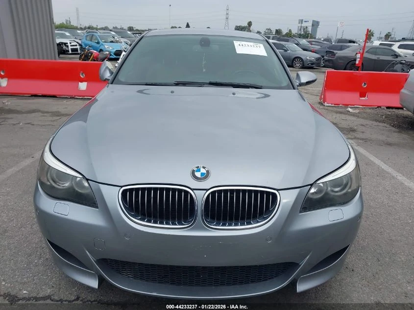 BMW M5 5.0L V10 500кс - изображение 6