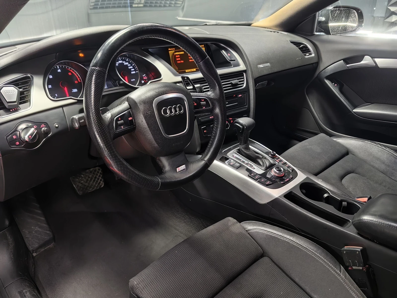 Audi A5 2.7TDI* S-LINE* ��������* F1* PARK* BLACK EDITION | Mobile.bg � ����������� 6