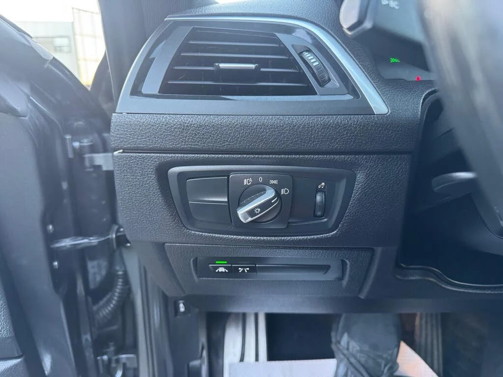 BMW 230 i XDRIVE M PACK* HARMAN/KARDON* CARPLAY* LANE ASSI, снимка 13 - Автомобили и джипове - 53770942