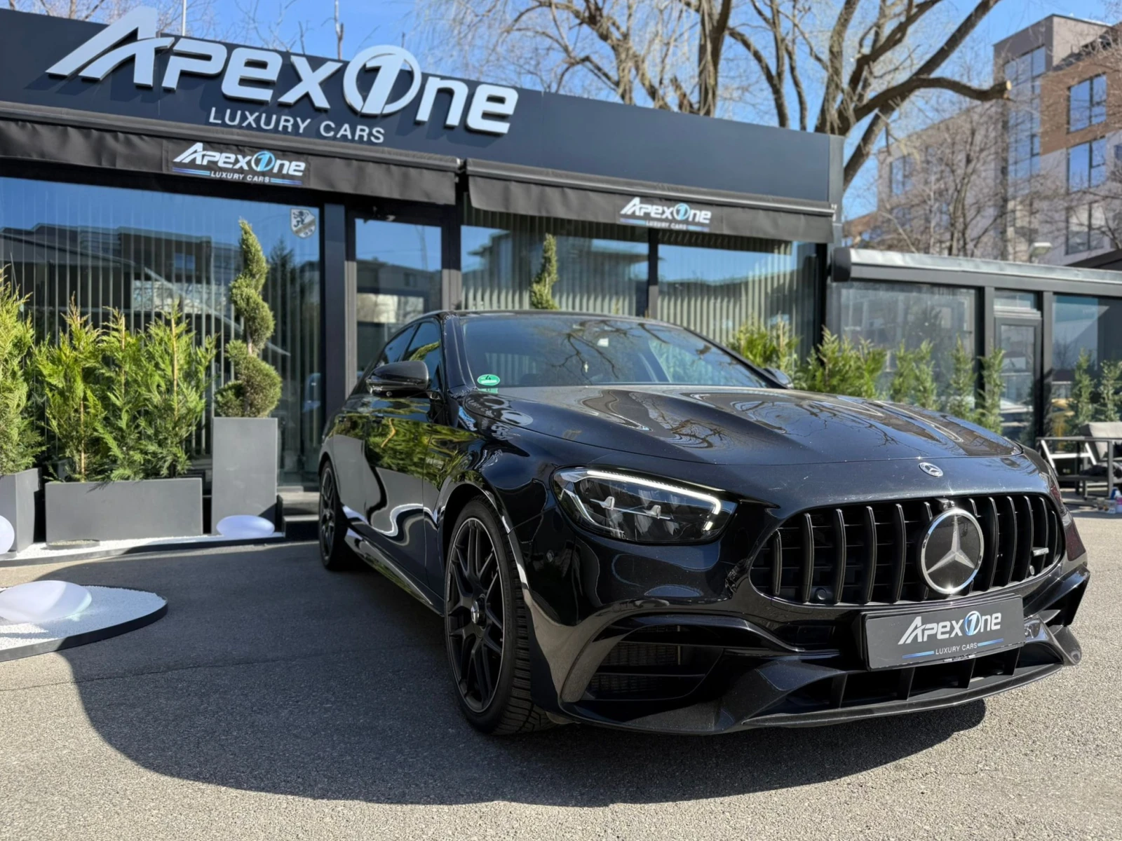 Mercedes-Benz E 63 AMG E63S/4MATIC+ /CARBON/CERAMIC, снимка 3 - Автомобили и джипове - 53797906