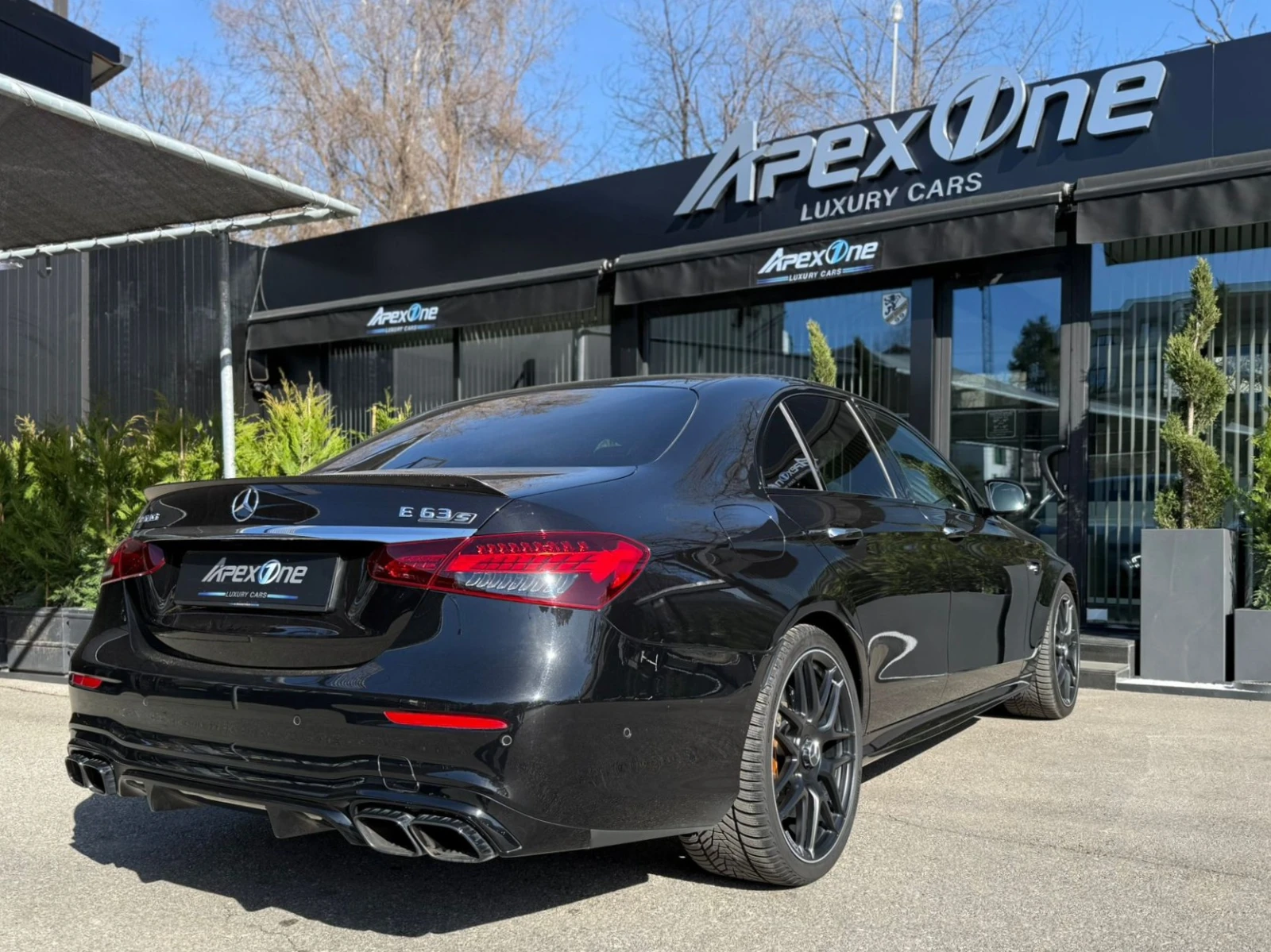 Mercedes-Benz E 63 AMG E63S/4MATIC+ /CARBON/CERAMIC, снимка 6 - Автомобили и джипове - 53797906