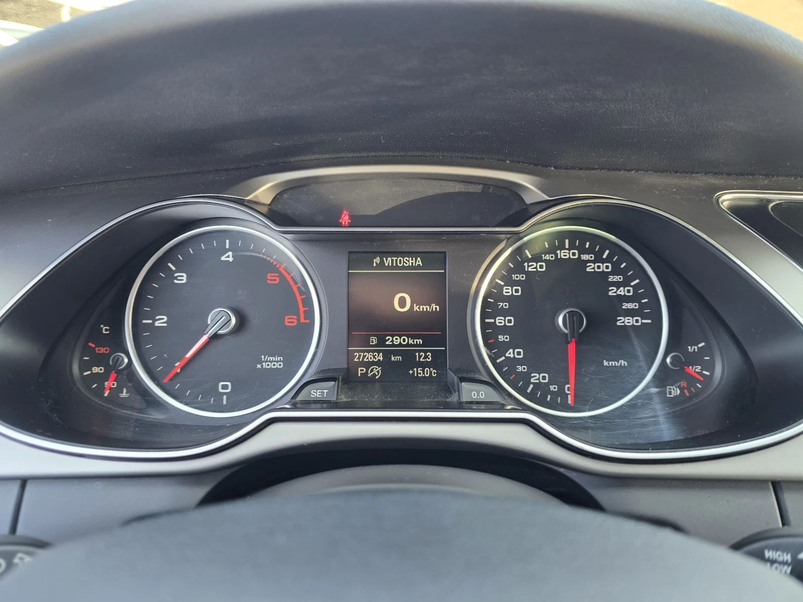 Audi A4 2.0TDI 177к.с keyless go Дистроник FULL, снимка 17 - Автомобили и джипове - 53814786