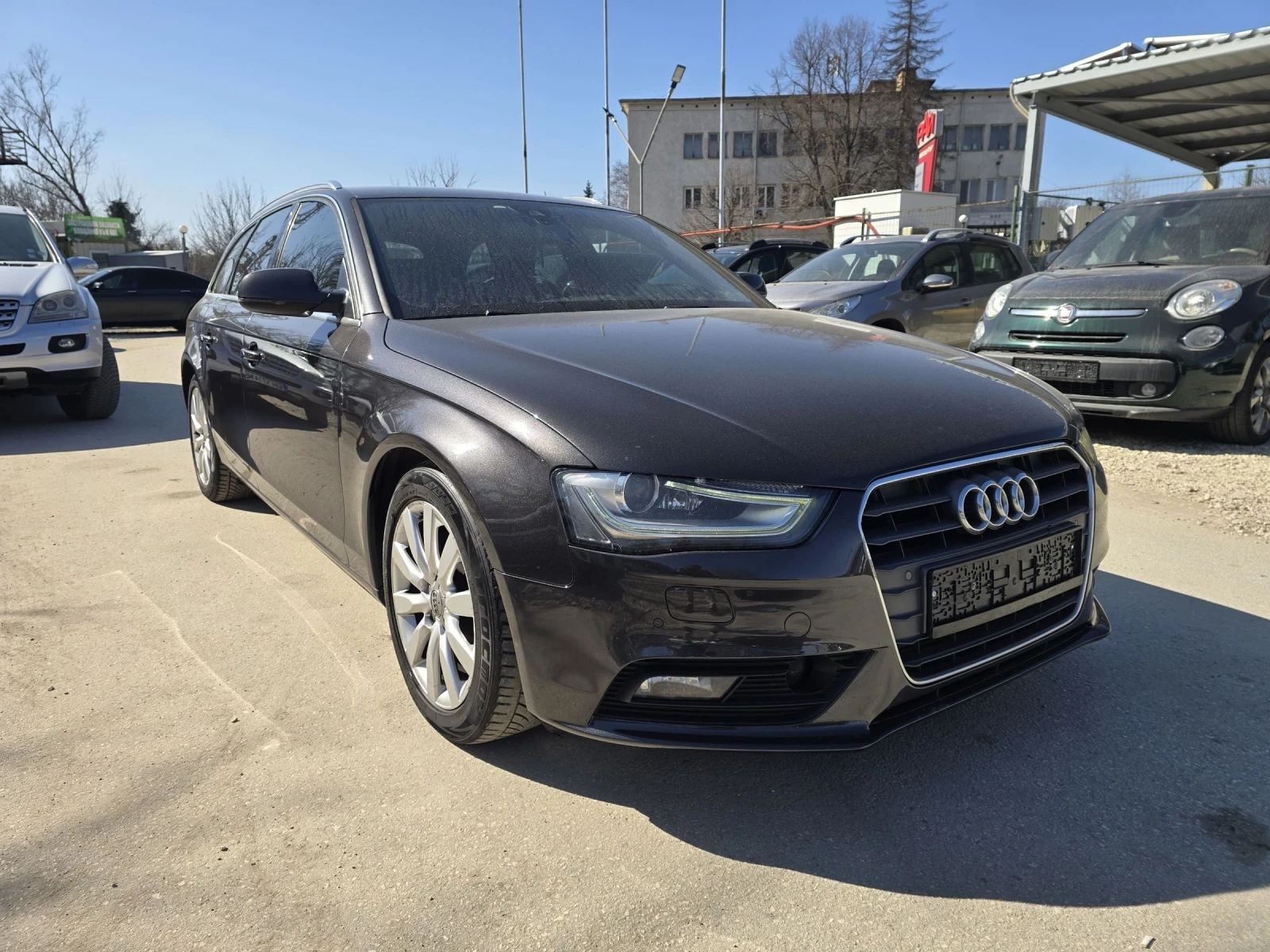 Audi A4 2.0TDI 177к.с keyless go Дистроник FULL, снимка 2 - Автомобили и джипове - 53814786