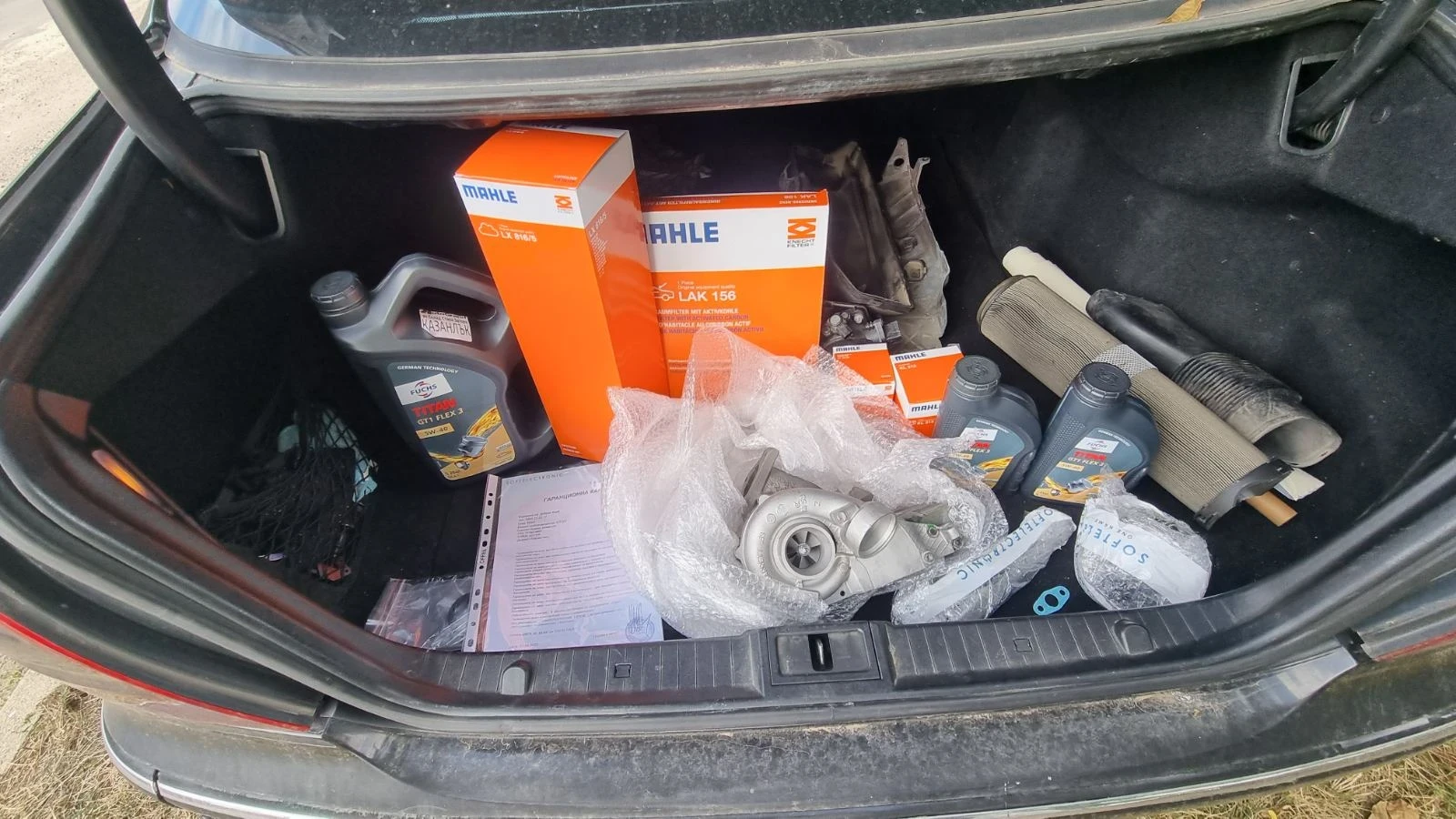 Mercedes-Benz E 270  Avantgarde , снимка 13 - Автомобили и джипове - 54138772