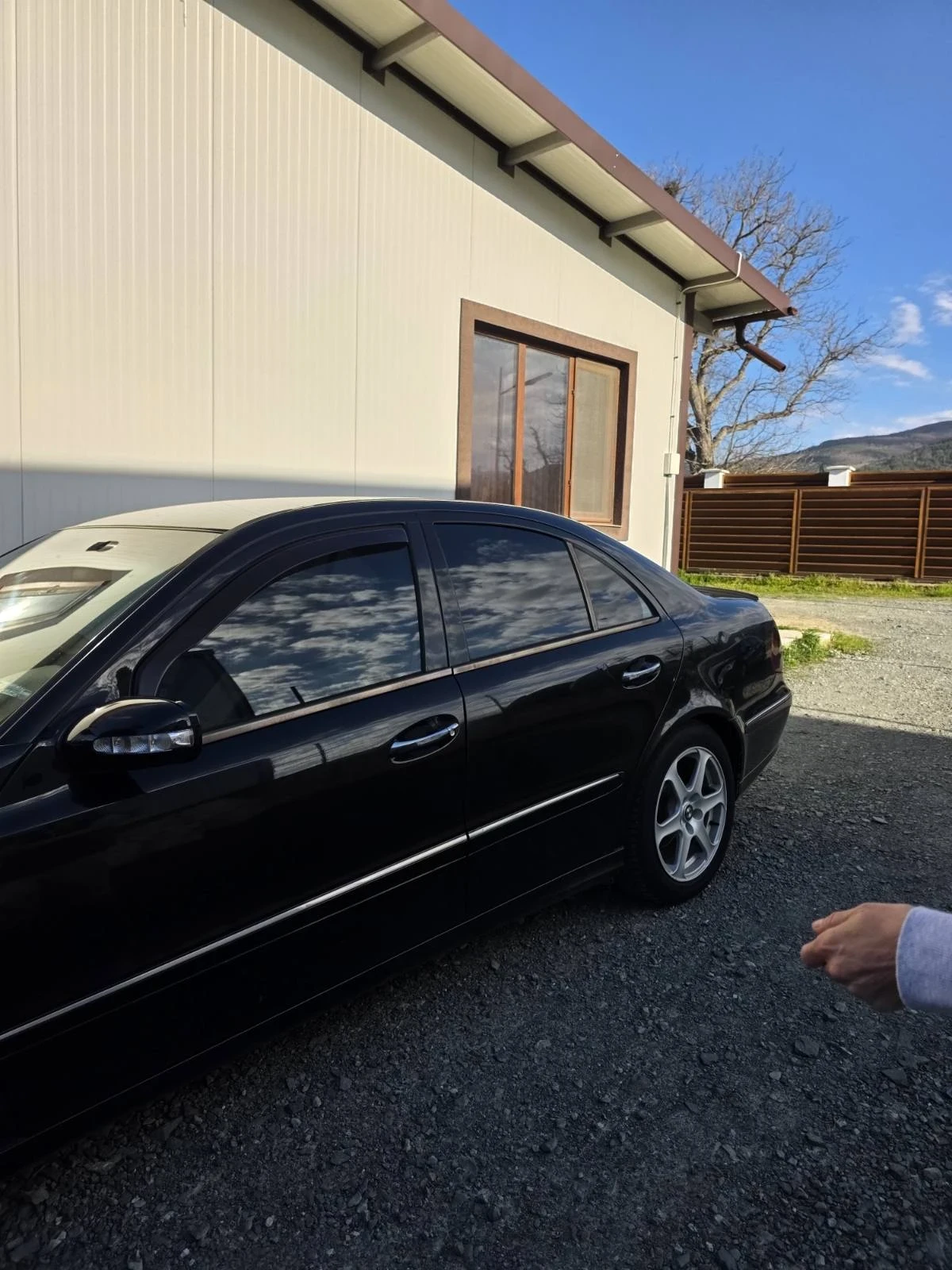 Mercedes-Benz E 270, снимка 2 - Автомобили и джипове - 54138772