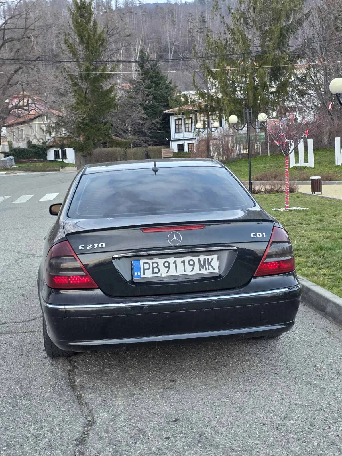 Mercedes-Benz E 270, снимка 6 - Автомобили и джипове - 54138772