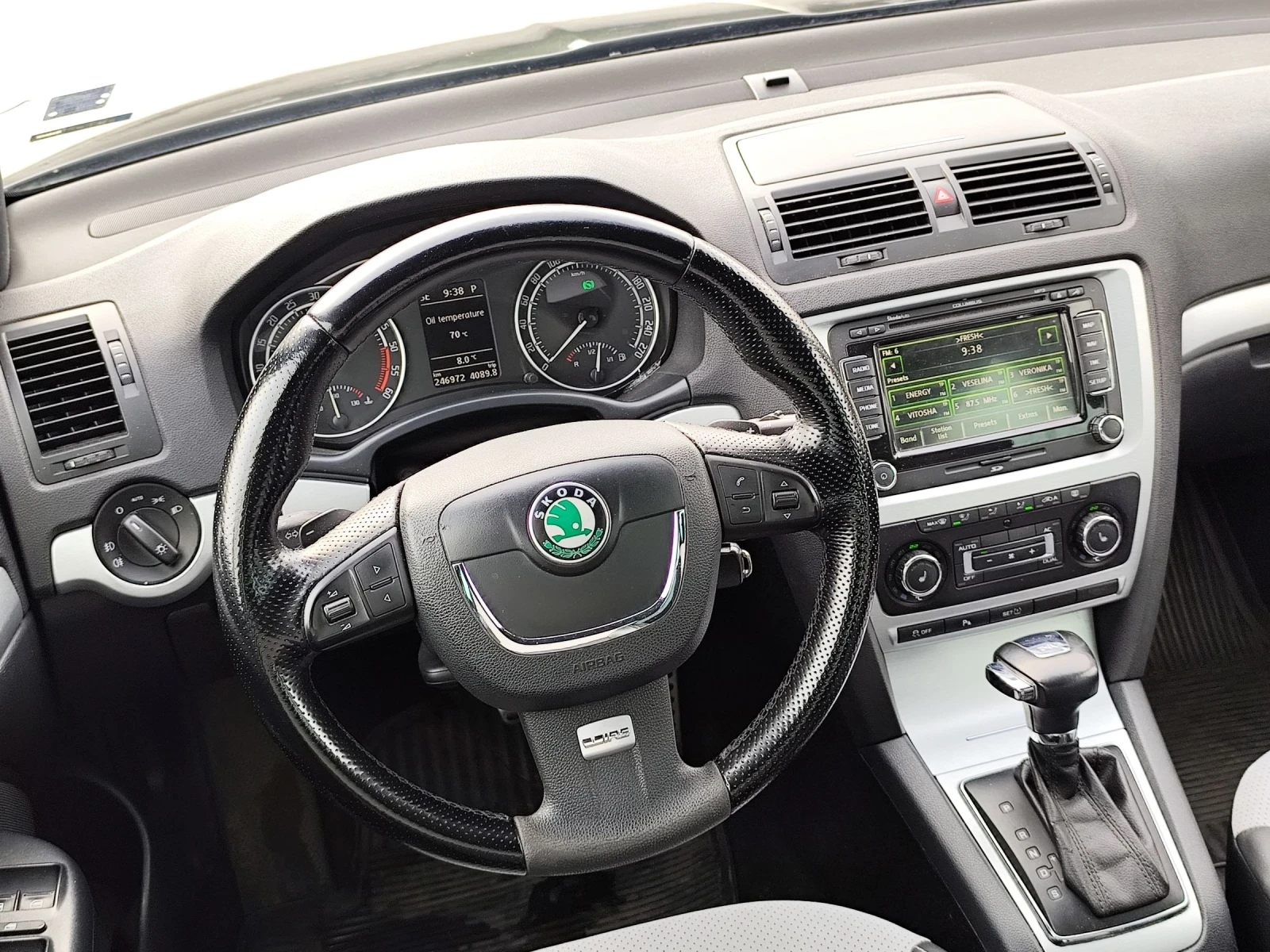 Skoda Octavia 2.0 170 k.c  VRS, снимка 16 - Автомобили и джипове - 54177511