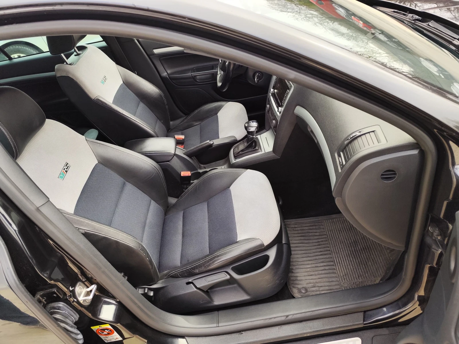 Skoda Octavia 2.0 170 k.c  VRS, снимка 6 - Автомобили и джипове - 54177511