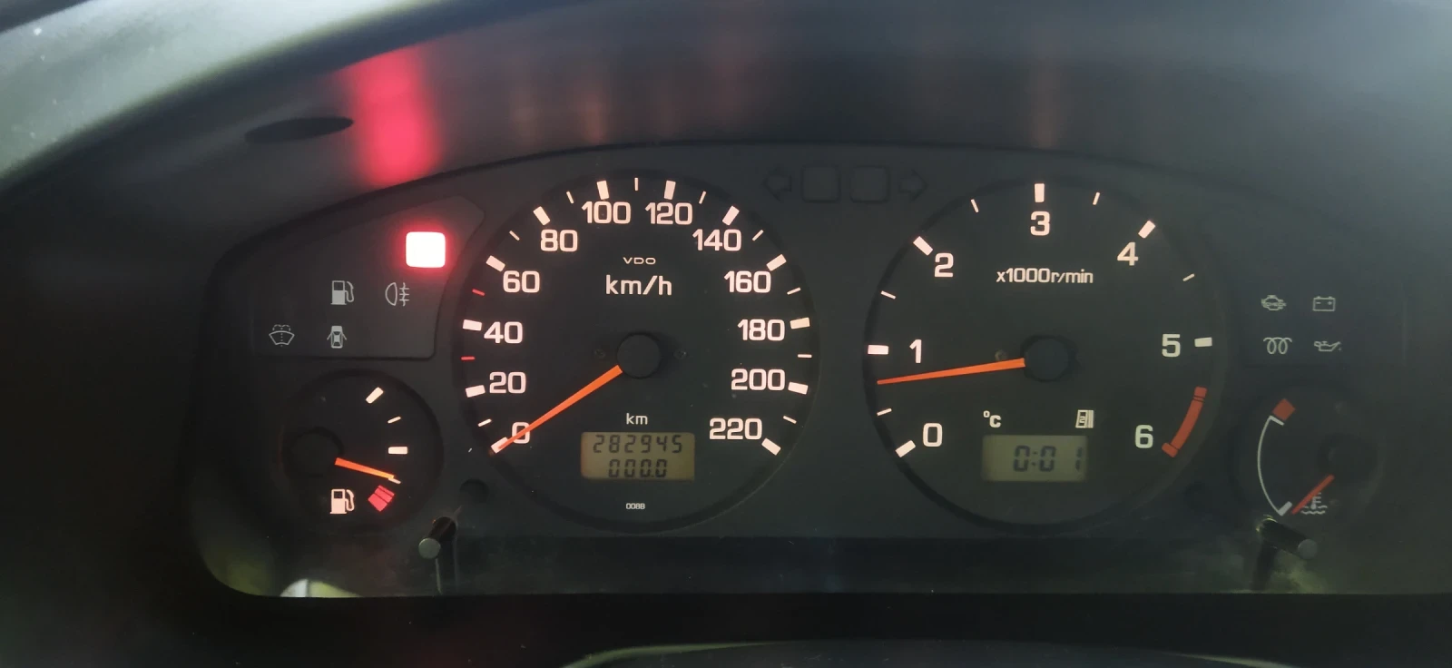 Nissan Primera 2.0 CD, снимка 10 - Автомобили и джипове - 54491189