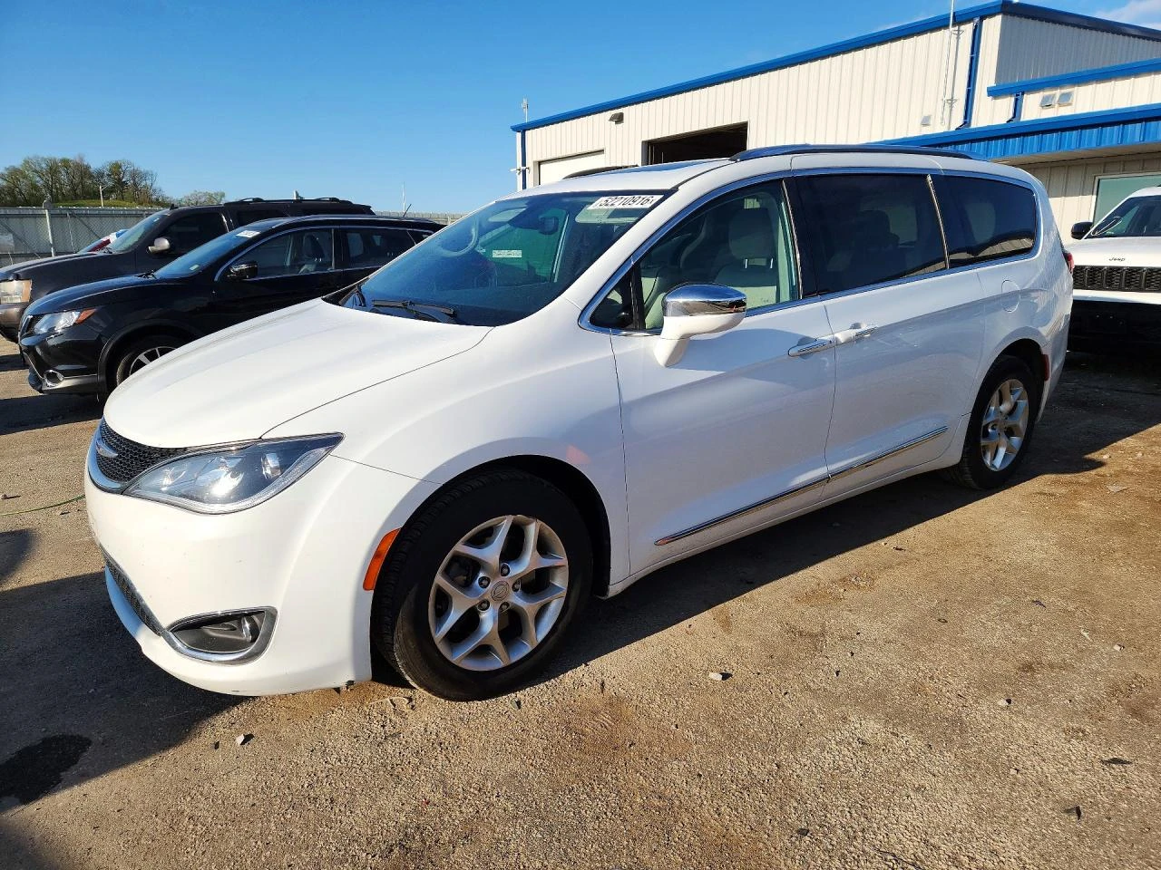 Chrysler Pacifica LIMITED| ОПЦИЯ ЗА ЛИЗИНГ