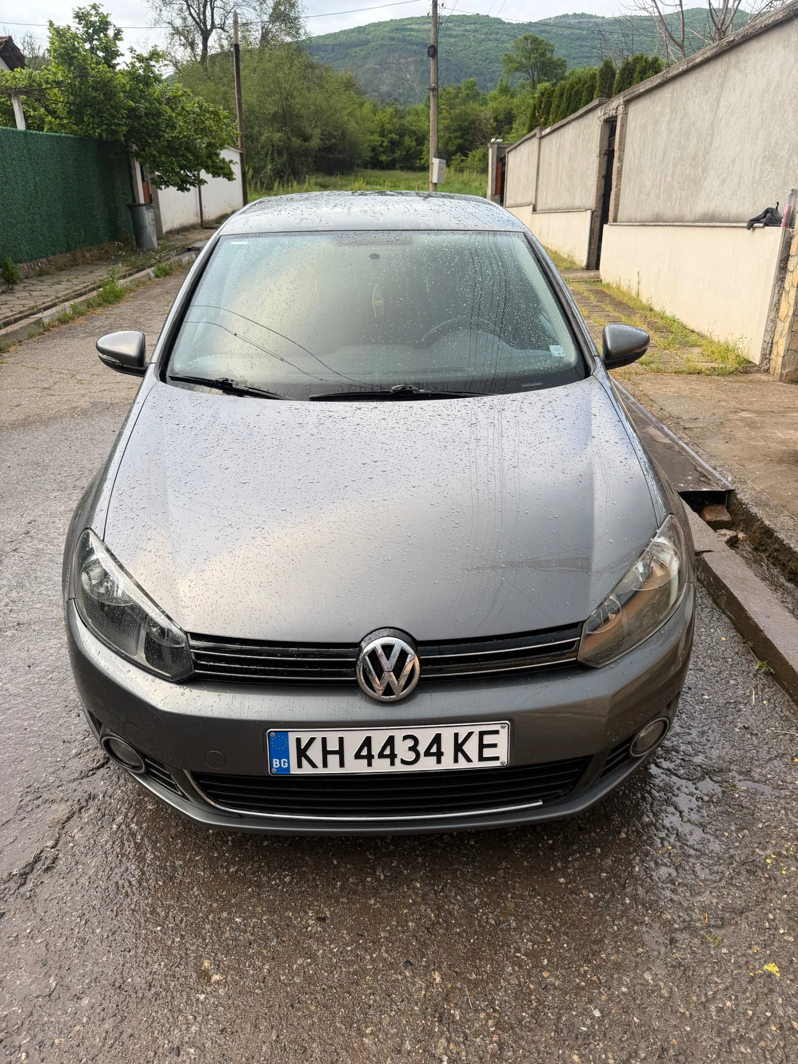 VW Golf VW Golf 1.6i-чисто нова газова уредба 