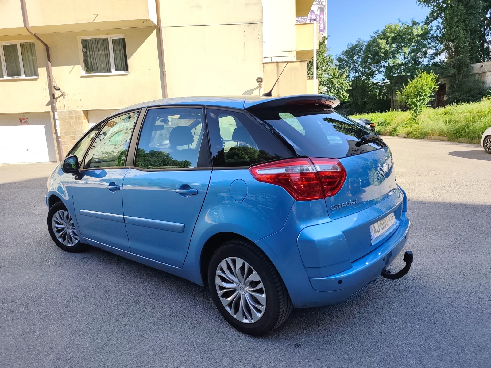 Citroen C4 1.6 HDI * КЛИМАТРОНИК* ТОП!, снимка 5 - Автомобили и джипове - 54904053