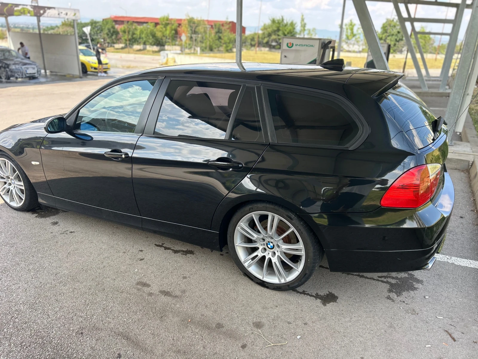 BMW 320 СПЕШНО!!!, снимка 13 - Автомобили и джипове - 55344100