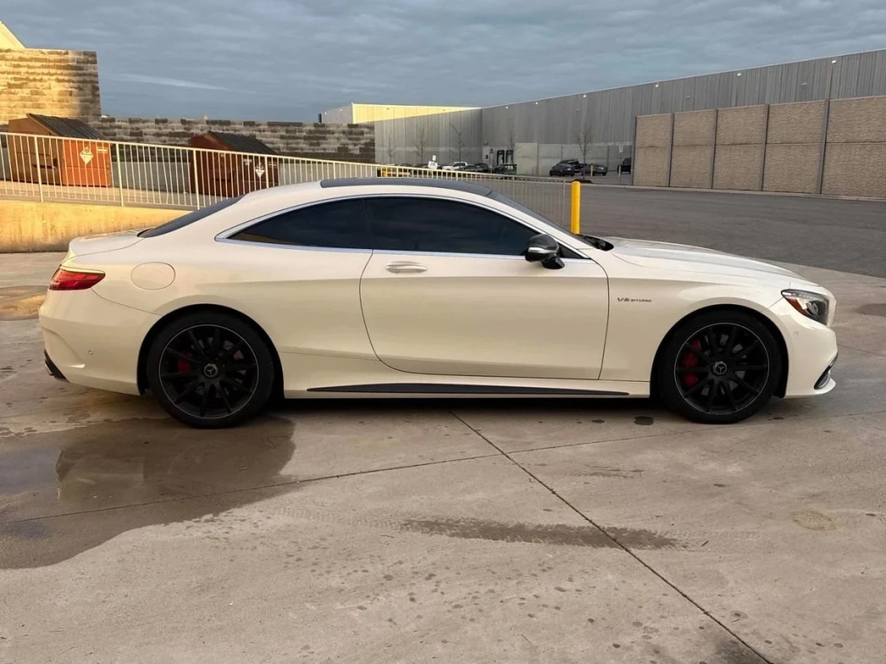Mercedes-Benz S 63 AMG SWAROWSKI* DIS* NIGHT VISION* ОБДУХ* 360* ТЪРГ, снимка 6 - Автомобили и джипове - 55338788