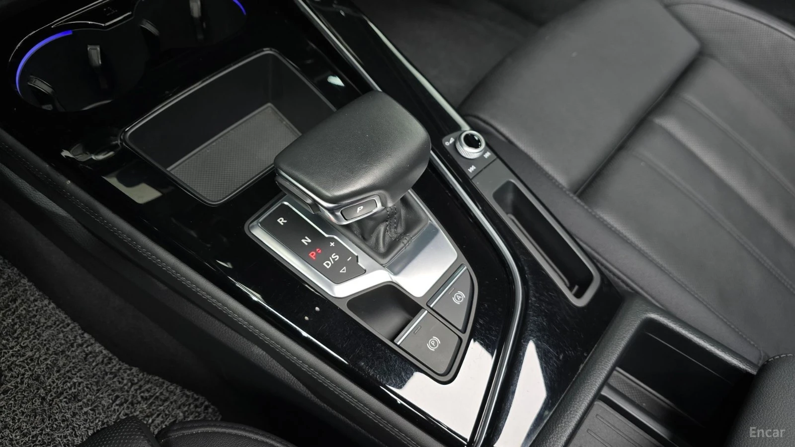 Audi A4 45 TFSI QUATTRO PREMIUM, снимка 7 - Автомобили и джипове - 55479372