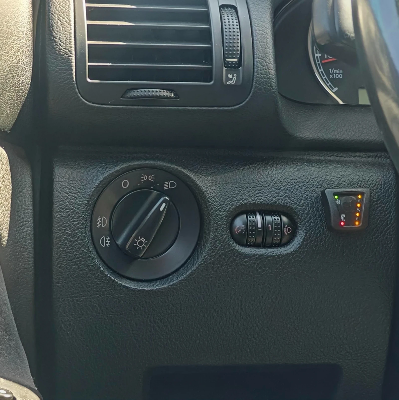 VW Passat B5.5 1.8Т бензин/газ Автоматик, снимка 9 - Автомобили и джипове - 55647310