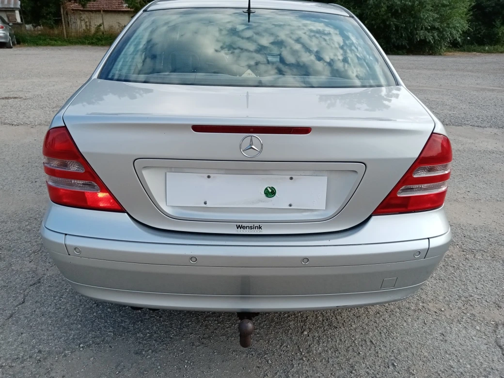 Mercedes-Benz C 180 KOMPRESSOR-FACELIFT-AVANGARDE, снимка 8 - Автомобили и джипове - 55661424