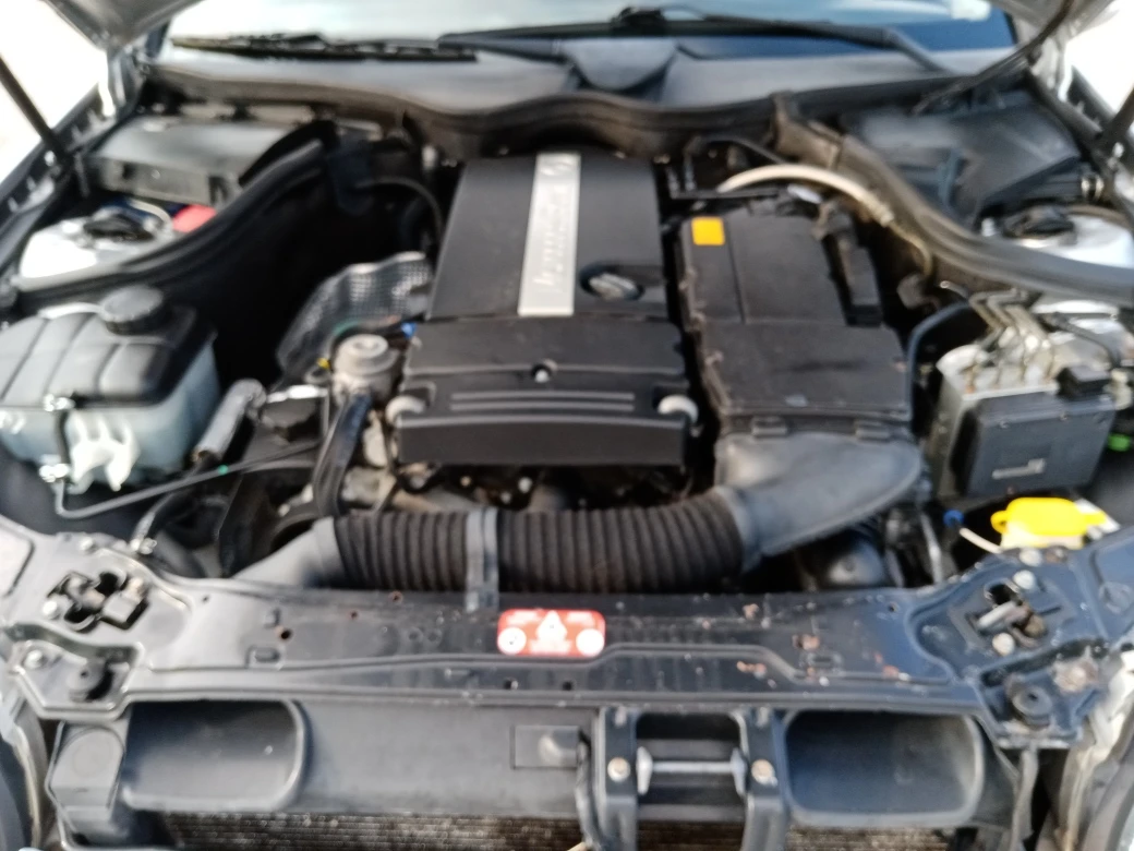 Mercedes-Benz C 180 KOMPRESSOR-FACELIFT-AVANGARDE, снимка 17 - Автомобили и джипове - 55661424